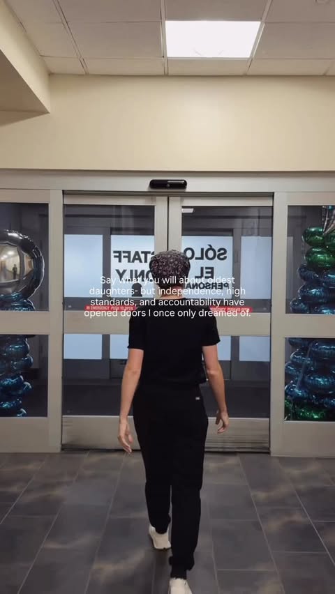 Instagram post by @laurenramseymd for FIGS. Caption reads: [...] eldest daughters 🩷 #surgeon #figsambassador....