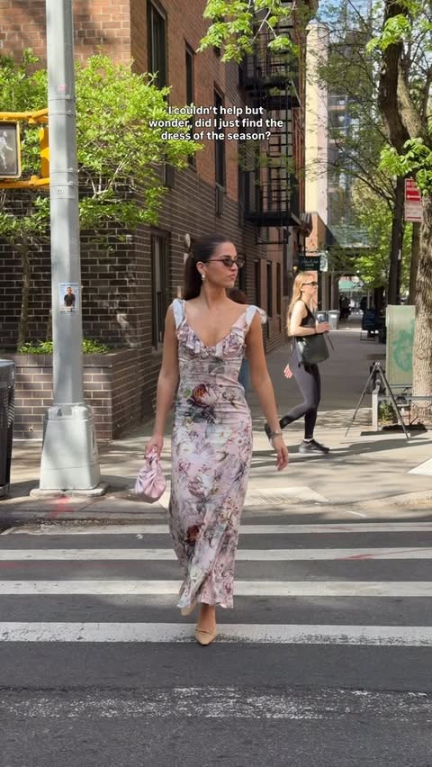 Instagram post by @rosee.lola for Bloomingdale's. Caption reads: [...] dress” and I’ll dm you the link 🫶....