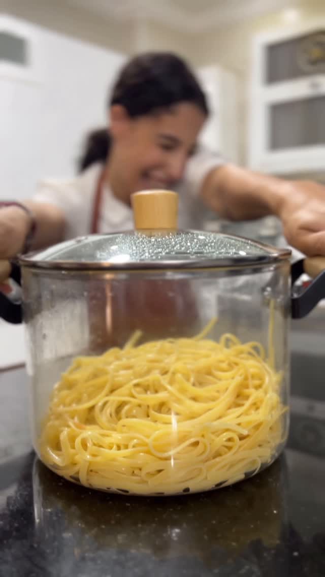 Instagram post by @fatmahkamel for Barilla. Caption reads: [...] bolognese that Tastes like family with....