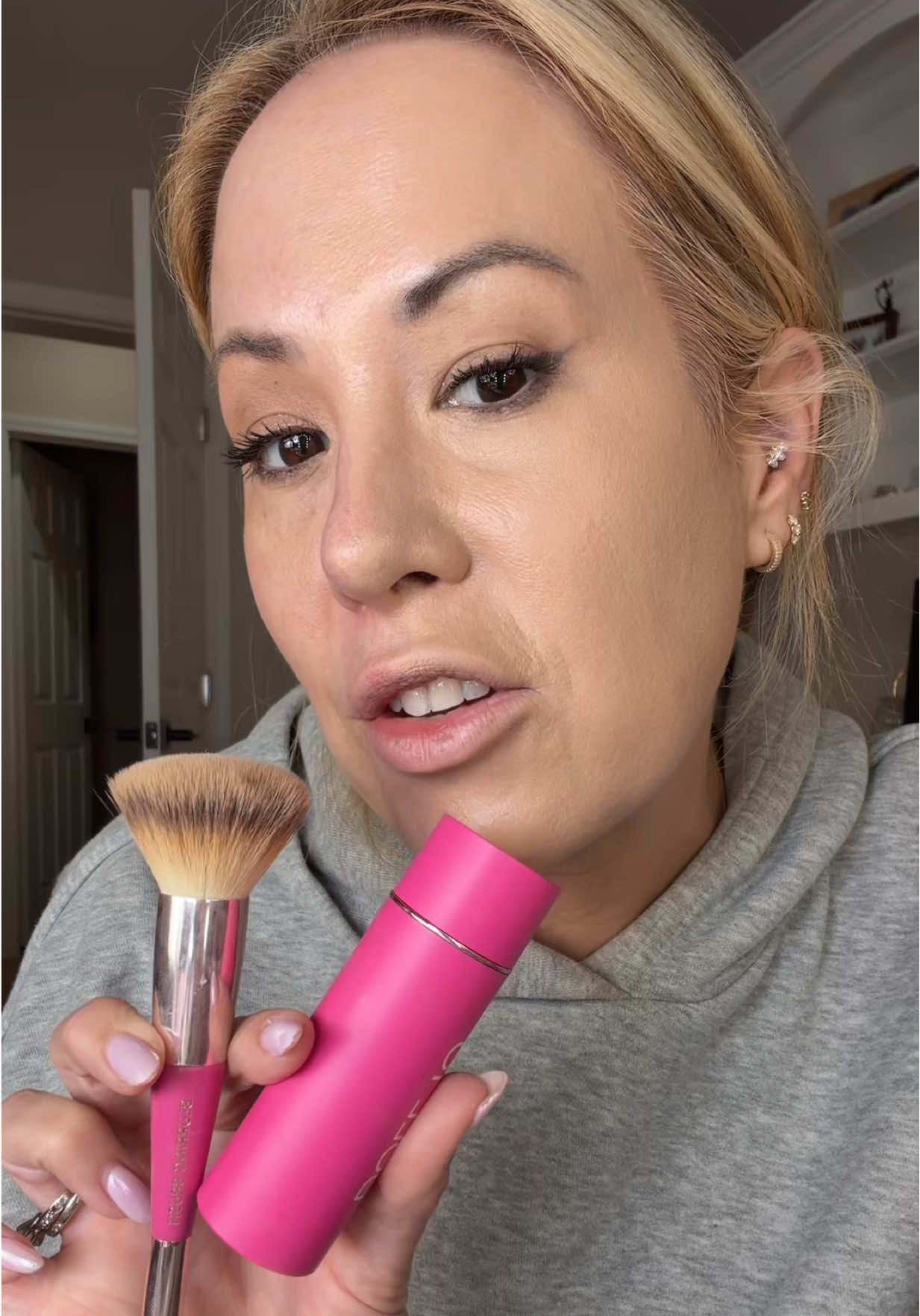 TikTok post by @michellesfaves for Doll 10 Beauty. Caption reads: @Doll 10 Beauty 💗 #doll10beauty [...].