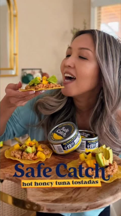 Instagram post by @linacapturelife for Safe Catch. Caption reads: [...] 
🍣🌮🥑🍯

This 10 minutes recipe with....