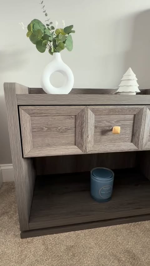 Instagram post by @ugcbytubaa for Sicotas. Caption reads: My favorite corner of the home ✨
It’s both stylish....