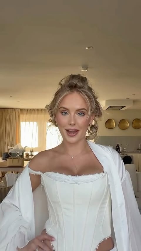 Instagram post by @drfayebate for House Of CB. Caption reads: [...] ) Robe @sixstories Corset @houseofcb Hair....