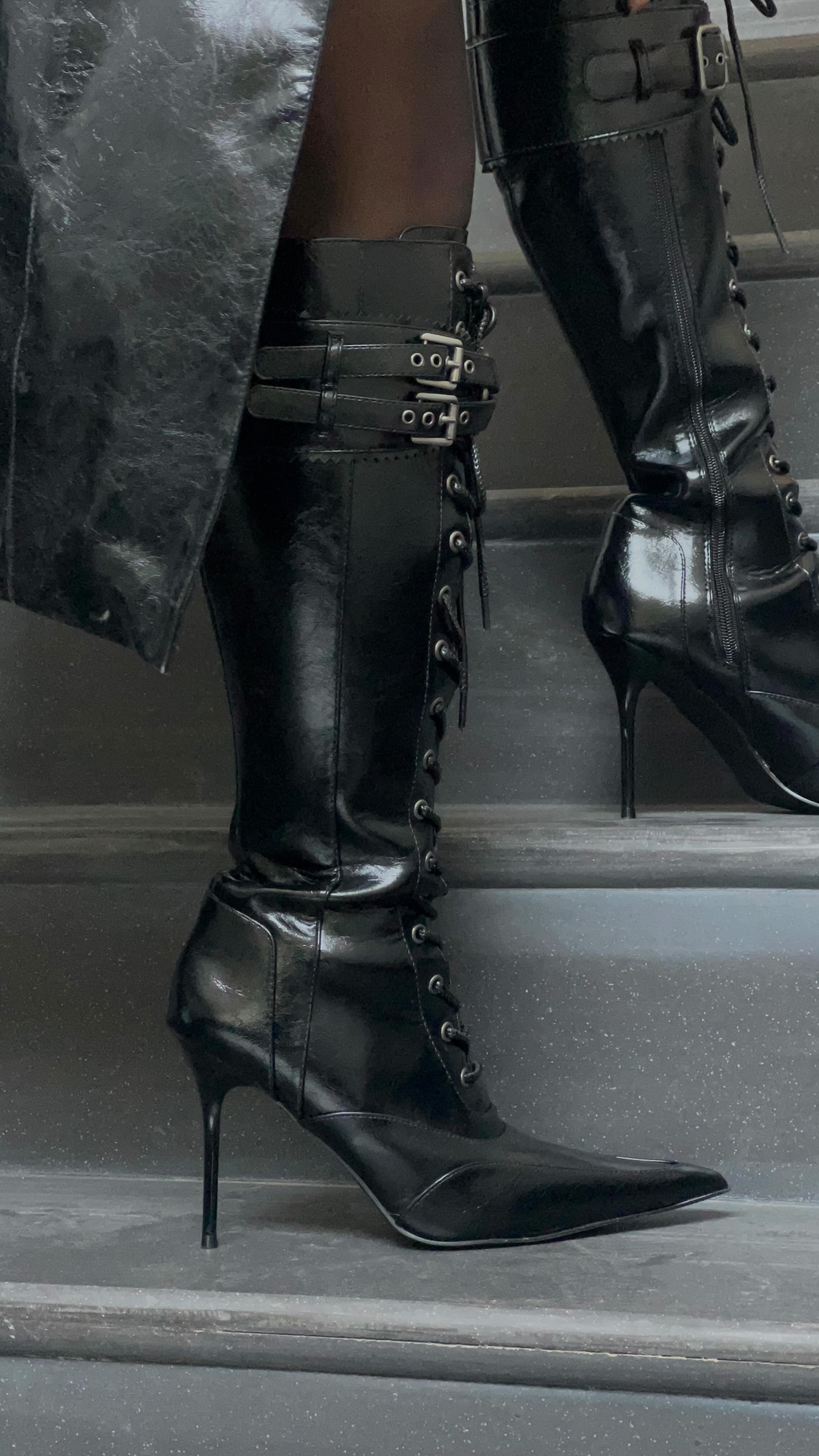 Instagram post by @eden.laa for Dolls Kill. Caption reads: Thankyou @dollskill 🖤.