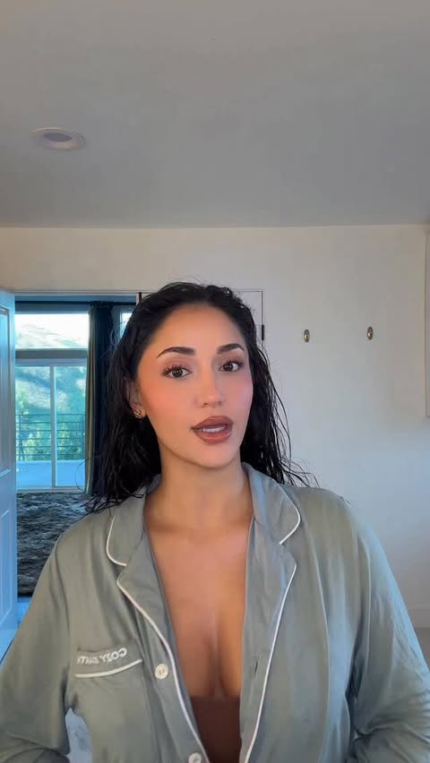 Instagram post by @leahkateb for K18 Hair. Caption reads: Say goodbye to heat damage and hello to gorgeous....