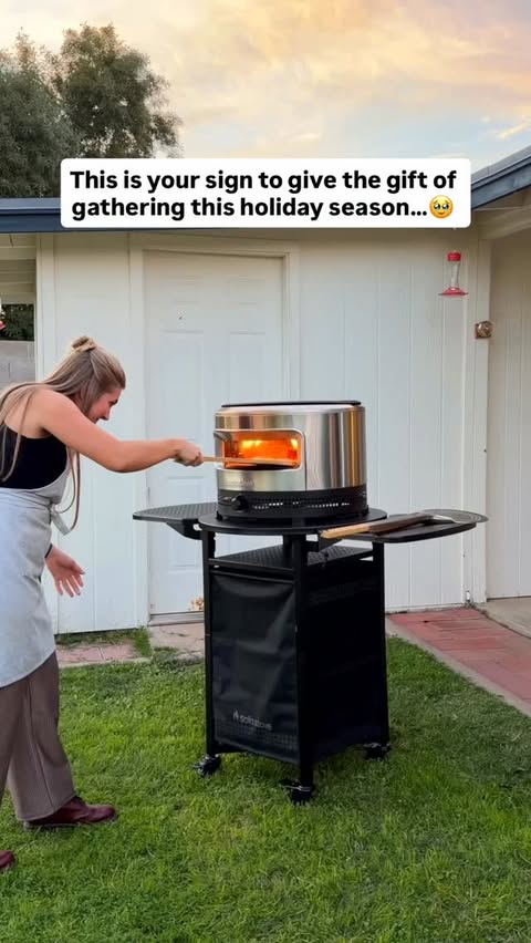 Instagram post by @themobilehomie for solostove. Caption reads: [...] most deliciously fun holiday gift from....