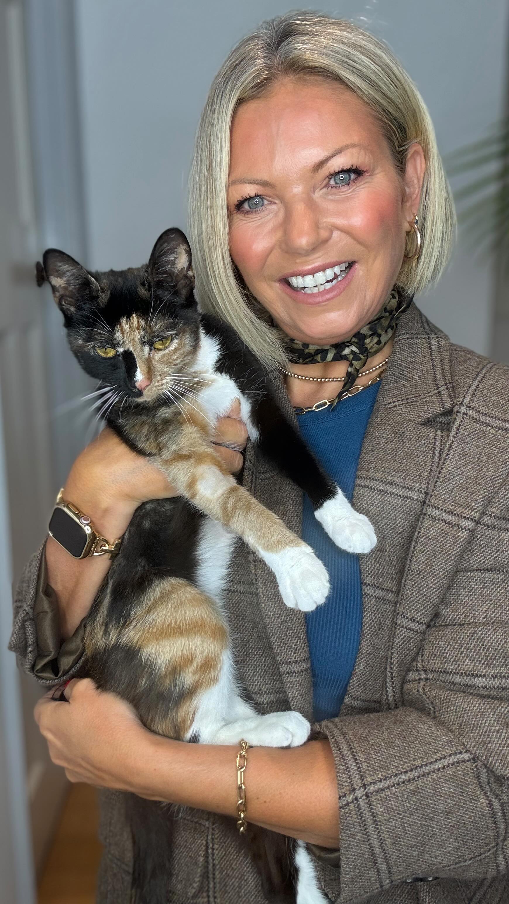 Instagram post by @alice_inthe_looking_glass for Never Fully Dressed. Caption reads: It’s official, meet Callie! 🐈🤎🐈‍⬛

Named after....