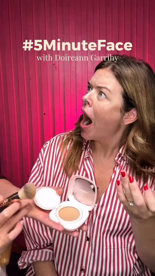 Instagram post by @doireanngarrihy for Sculpted By Aimee. Caption reads: A well overdue #Sculpted5MinuteFace with the....