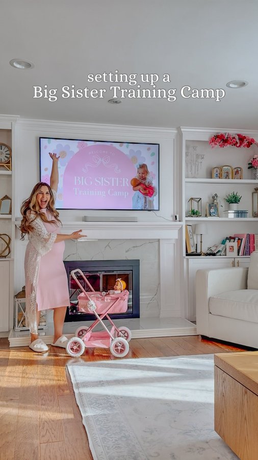 Instagram post by @jenniedimatteo for American Girl. Caption reads: [...] one of my favorite childhood toys....