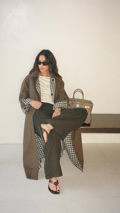 Instagram post by an influencer for Banana Republic. Caption reads: [...] some great ones from the @bananarepublic....