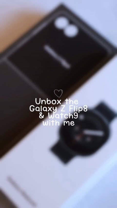 Instagram post by @nora_reviews07 for Samsung Mobile. Caption reads: [...] #GalaxyZFlip8 #SamsungPartner....