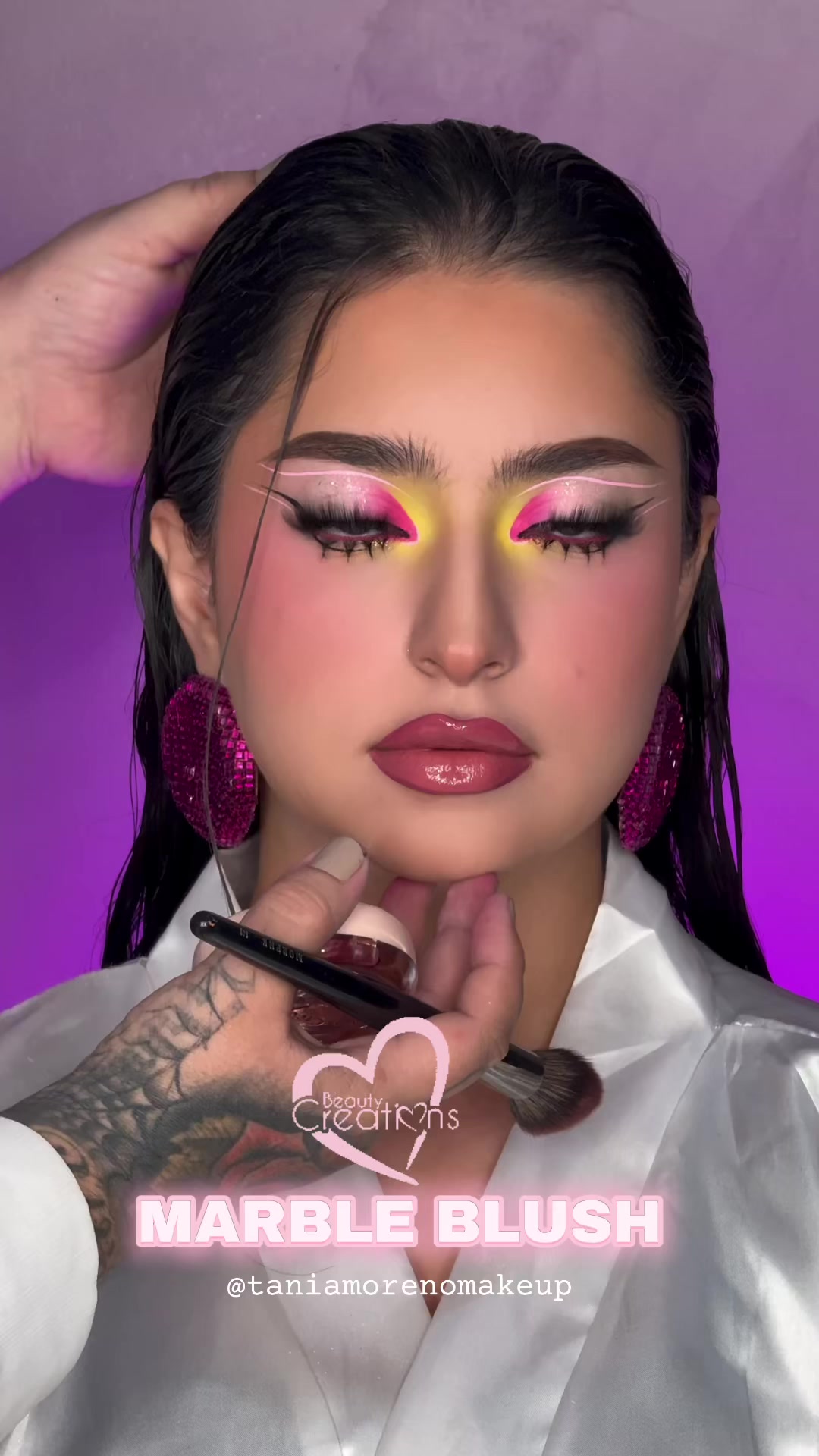 TikTok post by @taniamorenomakeup00 for Beauty Creations Cosmetics. Caption reads: El glow que le hacía falta a tu vida 🌸 @BEAUTY....