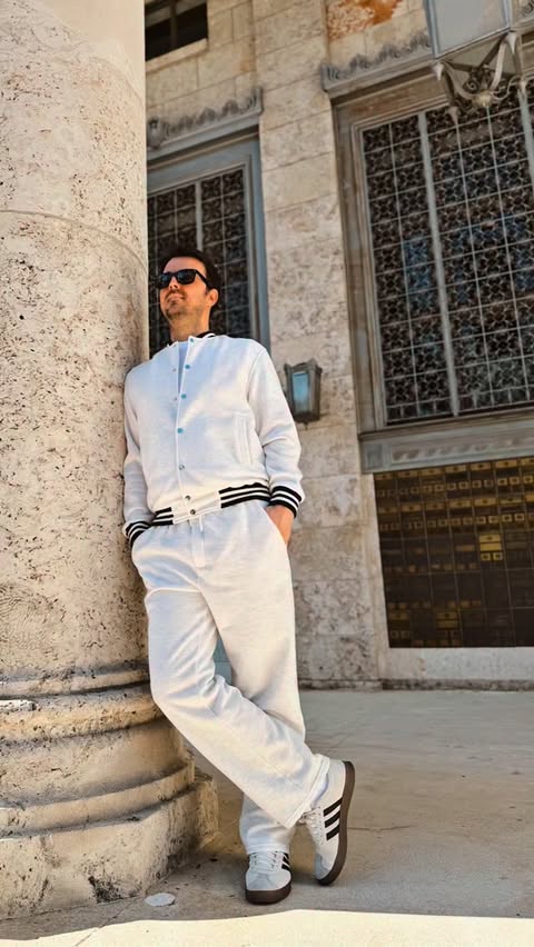 Instagram post by @thesunshinestatemom for COOFANDY. Caption reads: City commute made easy with COOFANDY.
Clean,....