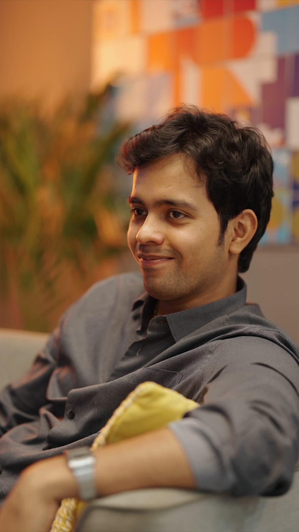 Instagram post by @rishabhhshukla for Goibibo. Caption reads: Aaj se toda-phodi band aur ghumi ghumi shuru....