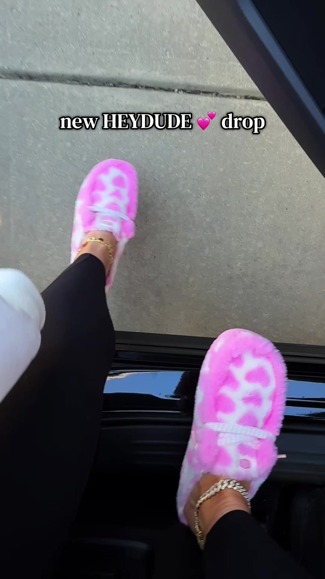 TikTok post by @itsmagsanddavid for HEYDUDE shoes. Caption reads: @HeyDude new Wendy Heart Drop #heydude #shoes....