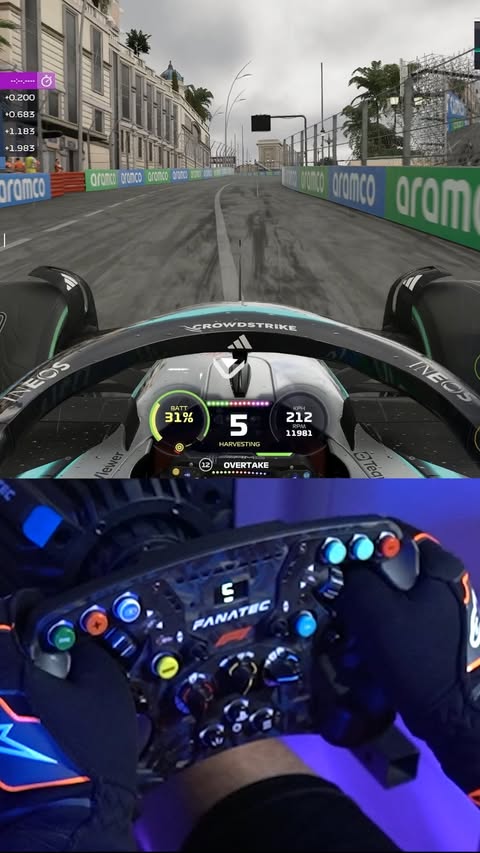 Instagram post by @jawo_official for Fanatec. Caption reads: [...] 👉 Túto sériu jazdím na volante od Fanatecu....