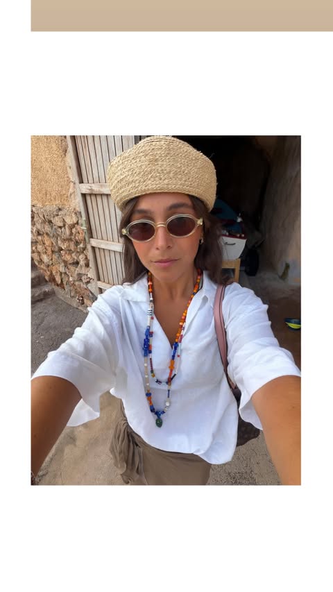 Instagram post by @pipafdealmeida for Scalpers. Caption reads: grwm in Mallorca 🐠 linen looks for summer make me....