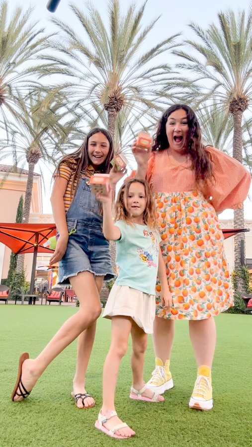 Instagram post by @benchlandia for 1985 Games. Caption reads: #ad | Girls Night! Once a year I do a “treat yo....