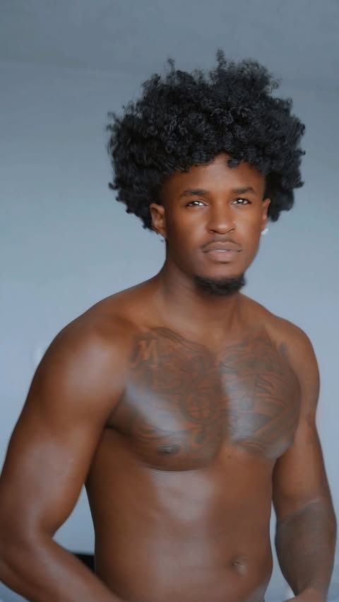 Instagram post by @iamkennyiko for Peter Thomas Roth. Caption reads: Can You Tell Christmas My Favorite Holiday?? #GRWM....