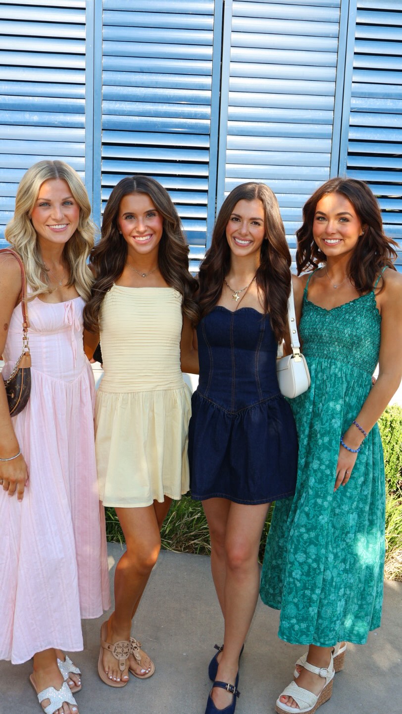 Instagram post by @madie_krueger for Albertsons. Caption reads: #AlbertsonsPartner Nothing beats starting the week....