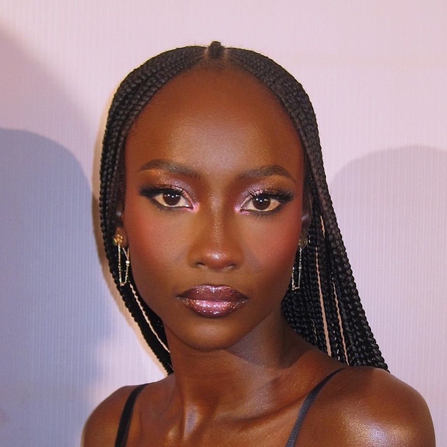 Instagram post by @makeupbychelseax for Danessa Myricks Beauty. Caption reads: [...] 💕🇳🇬 Full face using @danessamyricksbeauty....