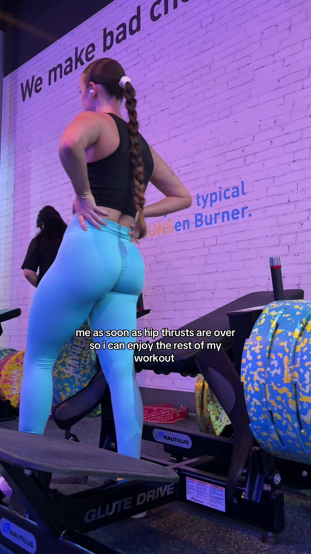 TikTok post by @jenna.fitness for Paragon Fitwear. Caption reads: outfit from @Paragon Fitwear code JENNAFIT😊....