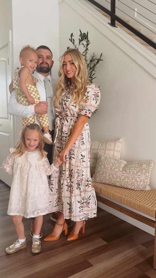 Instagram post by @aubree_bunderson for Holley Girl. Caption reads: [...] 
also, my beautiful dress is from....