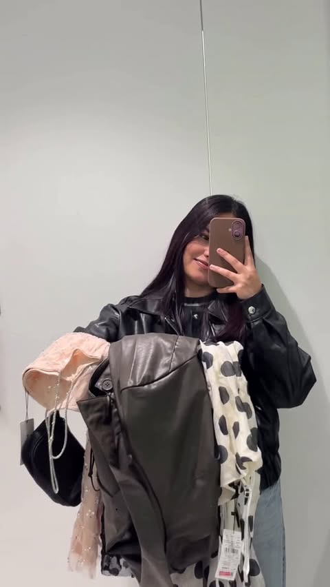 Instagram post by @_ananyayayay for Westside Stores. Caption reads: had my time shopping at  @westsidestores 
when....