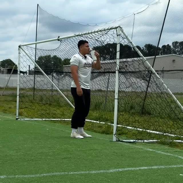 Instagram post by @imluppe for Modelo Usa. Caption reads: Familyyy! Enter for the chance to transform your....