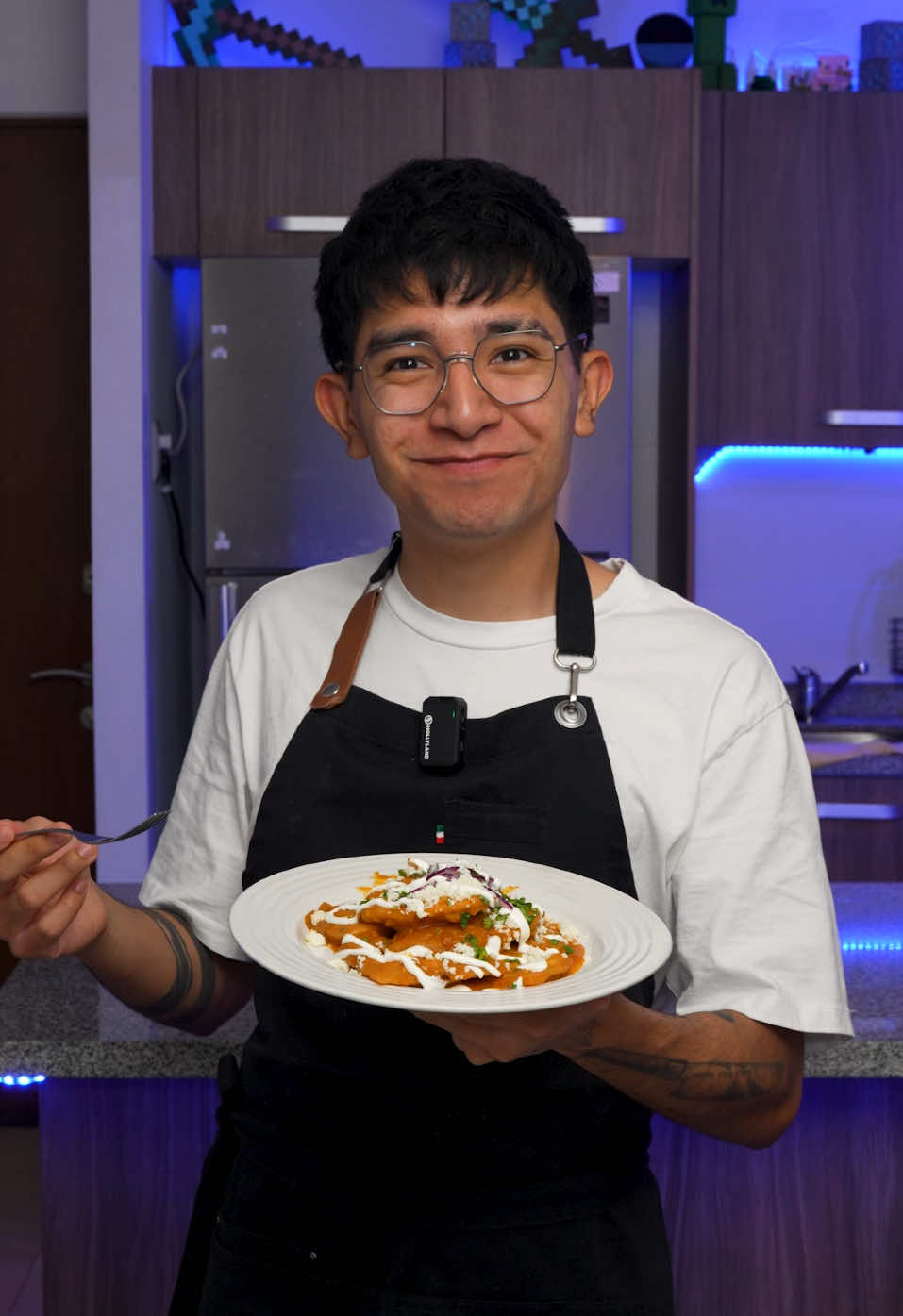 TikTok post by @chefenproceso for Knorr. Caption reads: ¡Con estos chilaquiles nos sacamos premio doble!....