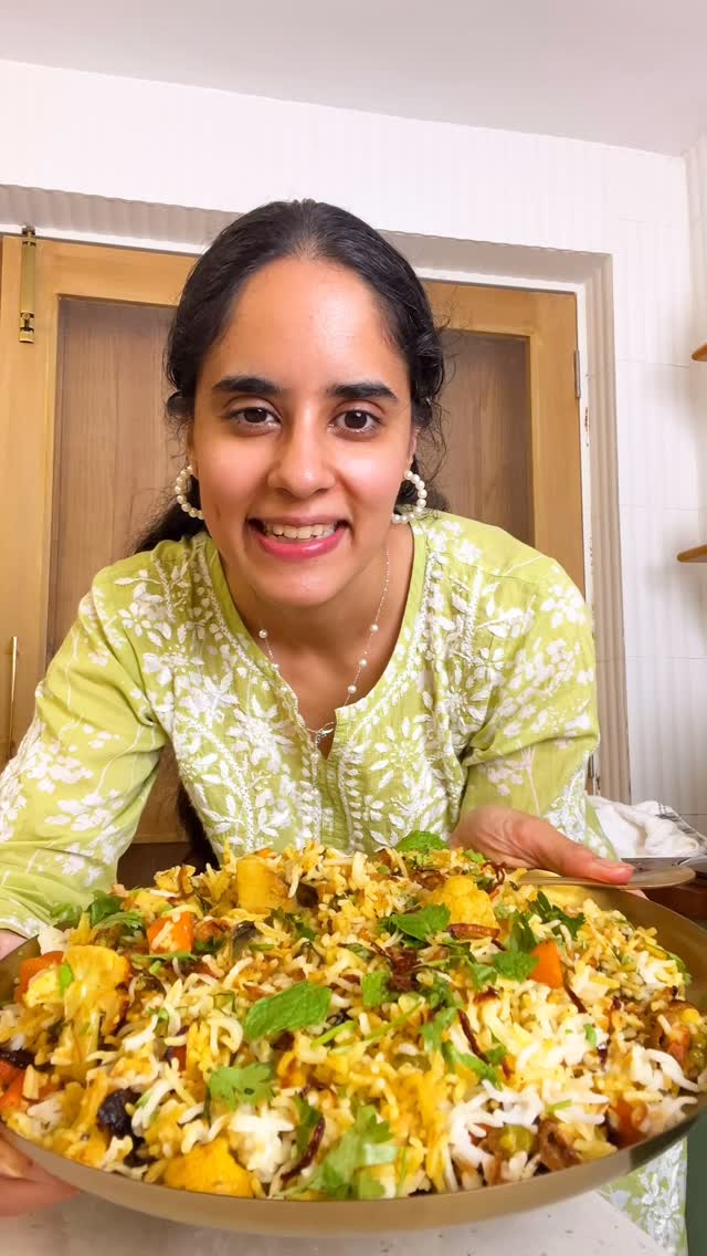 Instagram post by @reneechopra for Catch Foods. Caption reads: Fragrant, flavorful, and full of love 💛 This....