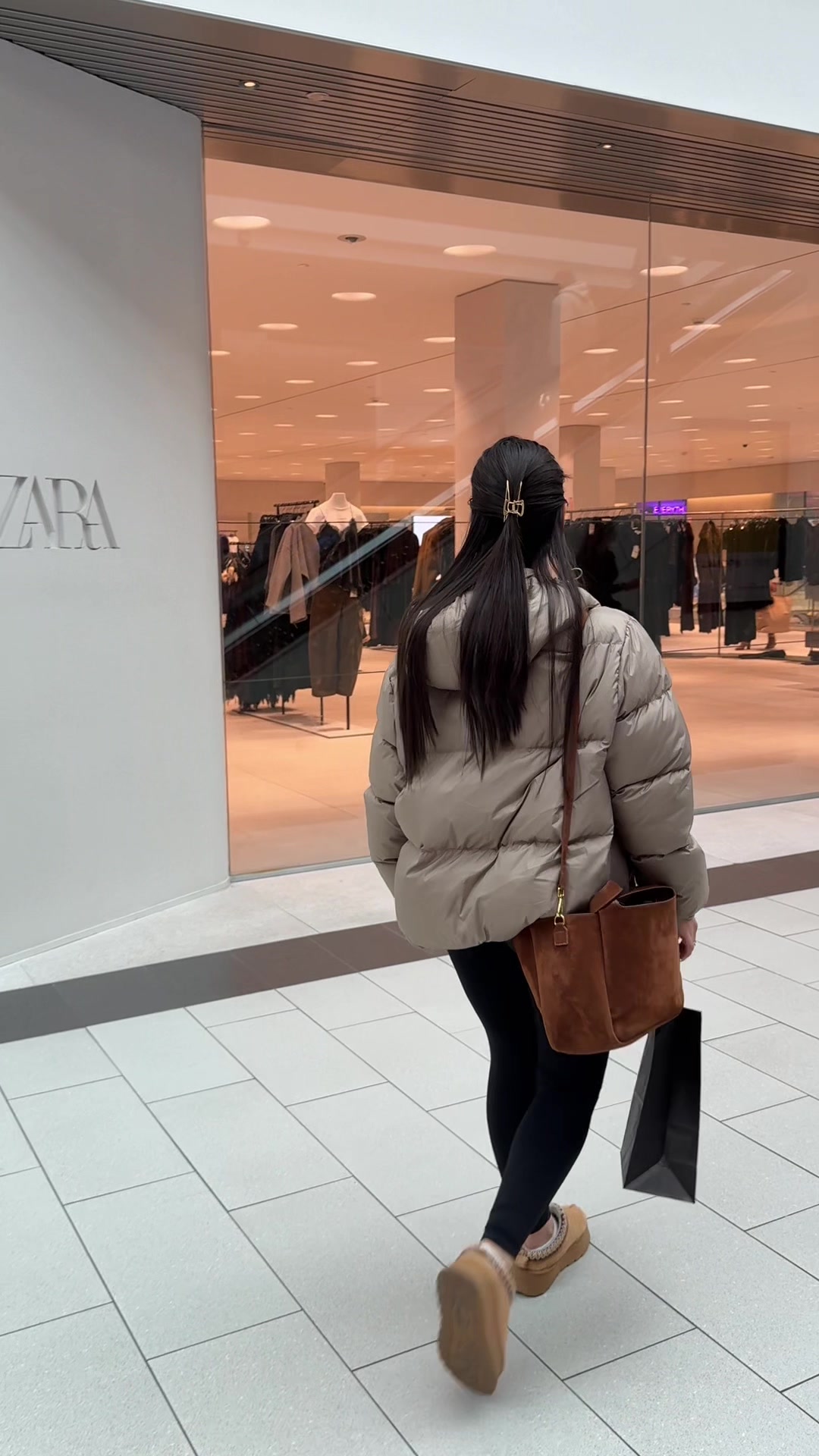 TikTok post by @themall for ZARA. Caption reads: [...] Thanksgiving dinner table 🤭 @ZARA @Aritzia....