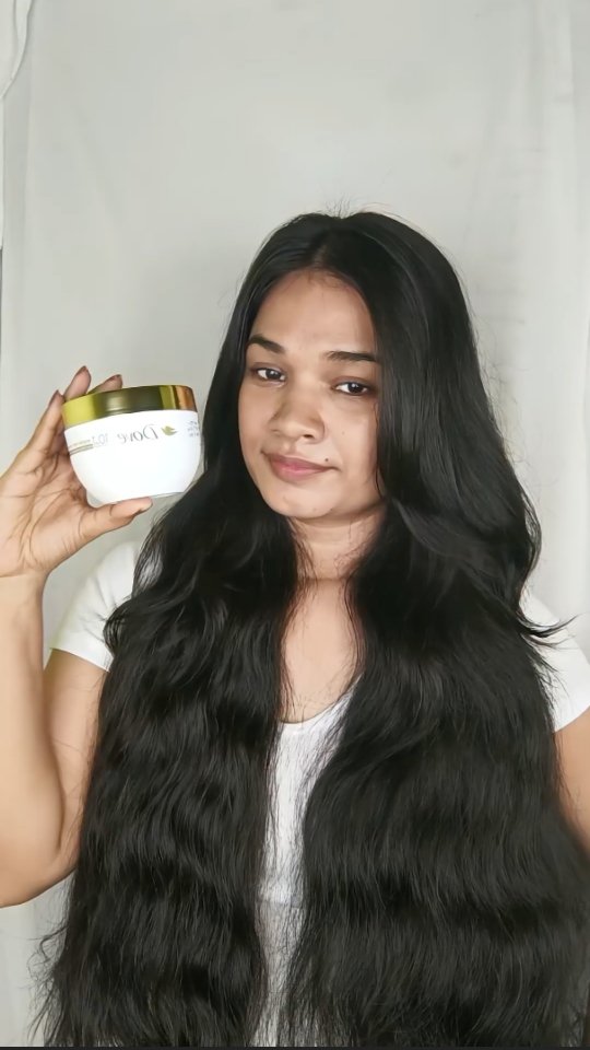 Instagram post by @glowing_vibes02 for Dove India. Caption reads: Obsessed isn't strong enough 😍 Dove Bond Peptide....
