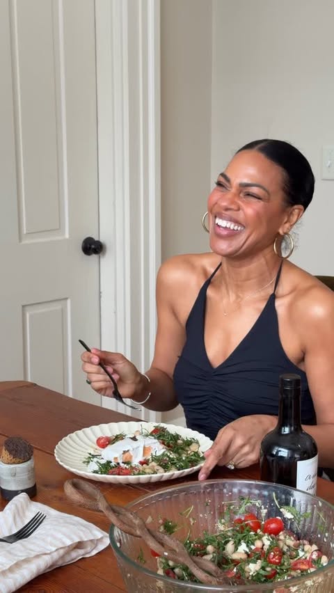 Instagram post by @annamaegroves for Blue Apron. Caption reads: [...] this season, especially dinner with Blue....