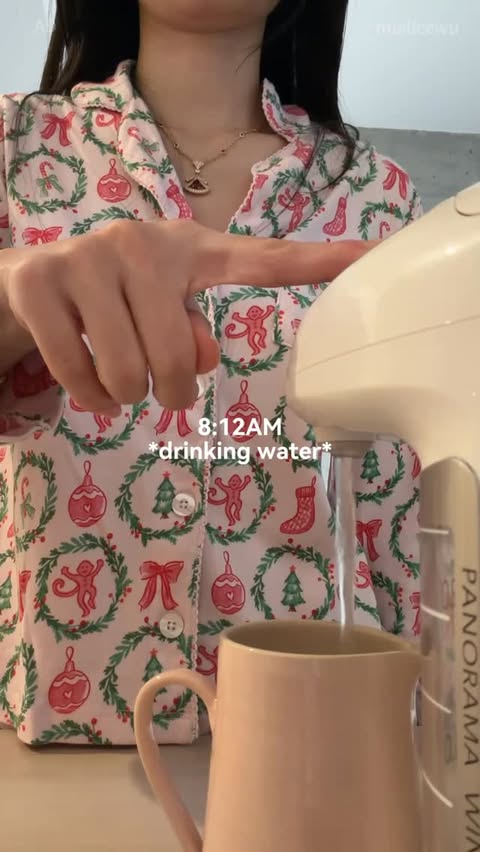 Instagram post by @mialicewu for Bedsure Home. Caption reads: ✨ self-care with me for a day off🤍
starting slow....