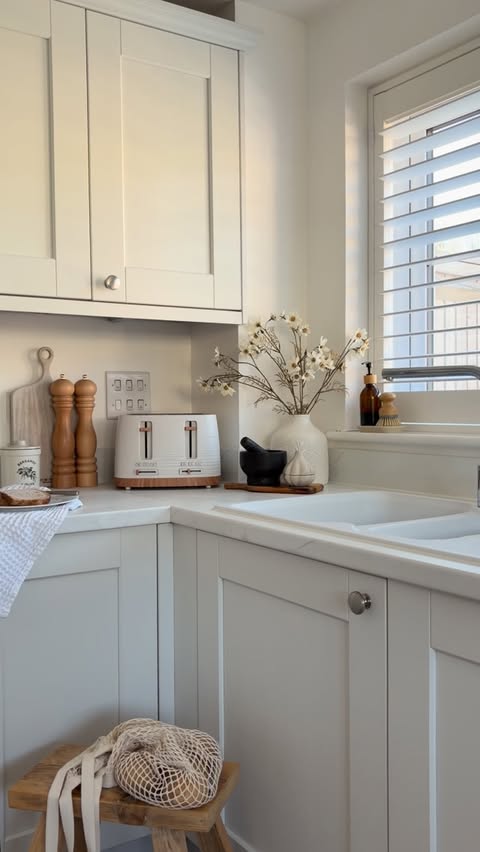 Instagram post by @our_neutral_home_at_number_one for Morphy Richards. Caption reads: Corners of our kitchen ☕️ If you want to change....