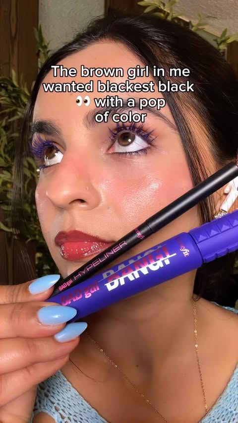 Instagram post by @spoiledglamhunii for Benefit Cosmetics. Caption reads: [...] this duo is worth checking out. 🤍....