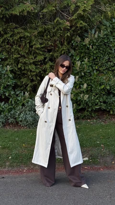Instagram post by @lucywatson for Marciano. Caption reads: [...] into spring with tonal essentials by....