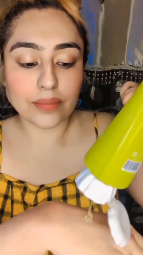 Instagram post by @_amritasethi for Dot & Key Skincare. Caption reads: ✨ Calm skin starts with the right cleanse! ✨ Say....