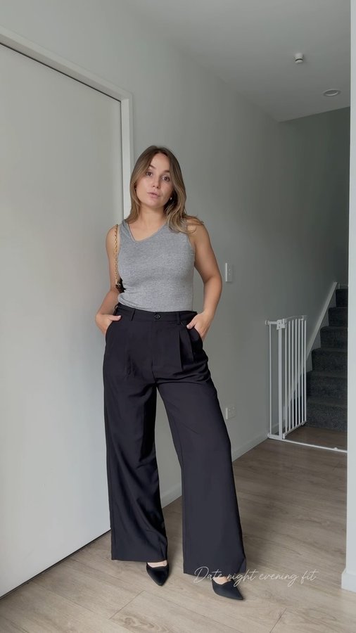 Instagram post by @xeniatraill for Apéro Label. Caption reads: From work to date night, in one fit! @aperolabel....