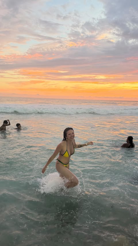 Instagram post by @maiphammy for Airbnb. Caption reads: [...] just gotta be the one that books the @airbnb....