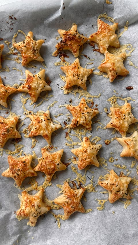 Instagram post by @squashedpickle for Learning Resources. Caption reads: Cheesy Star Puffs (3 ingredients) These cheesy....