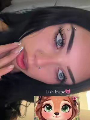 TikTok post by @scarlettetasiaa for Kisslily. Caption reads: @Kisslily #sohohic #kisslilylashes.