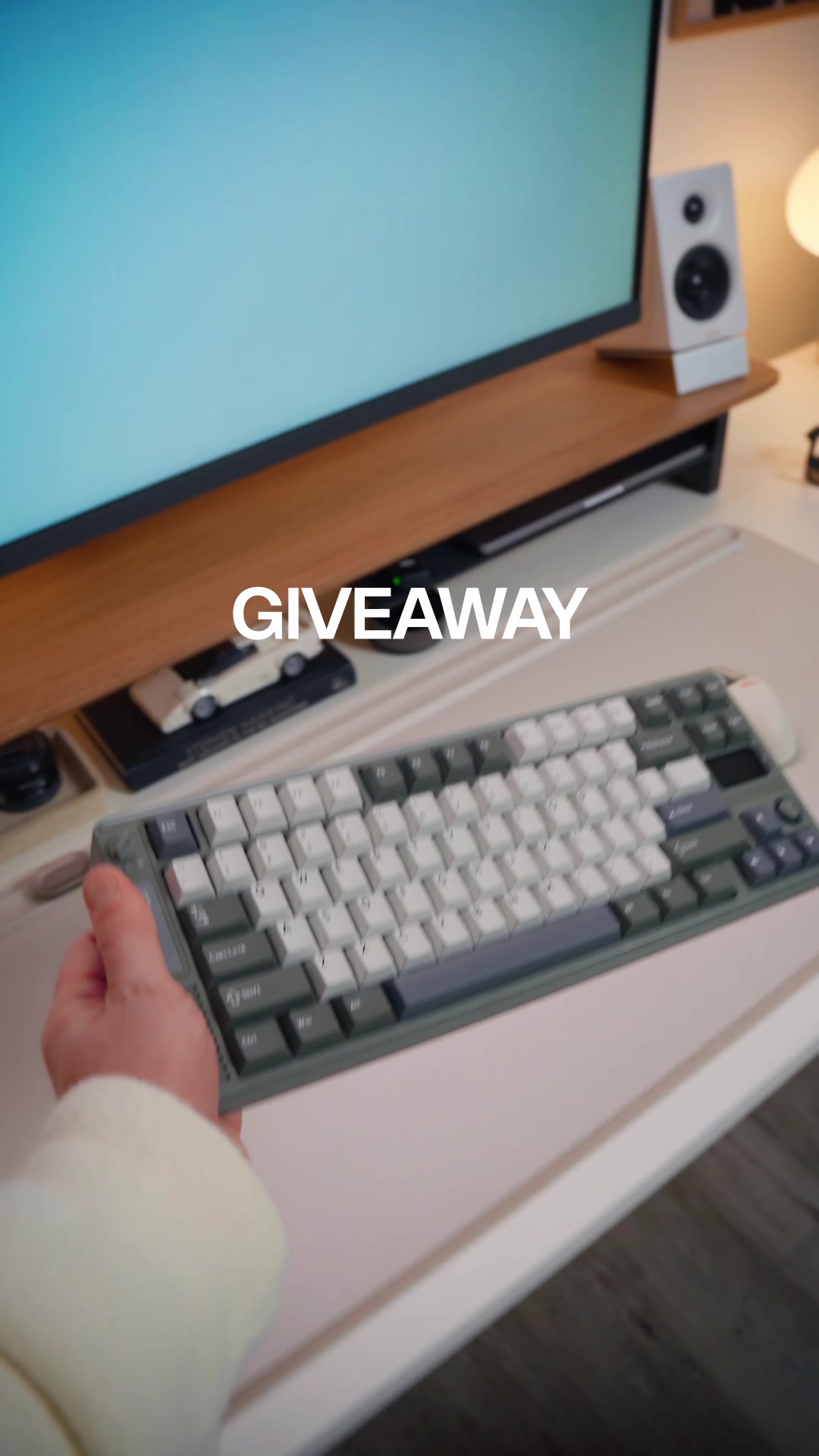 TikTok post by @rob_dsgn for Epomaker. Caption reads: [...] an extra gift for you 🎅🏼 Meet the....