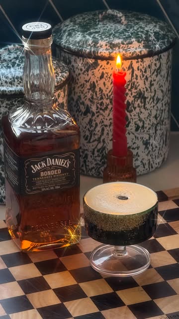 Instagram post by @drinksbyevie for Jack Daniel's. Caption reads: [...] festive ✨ Let me show ya how to use....