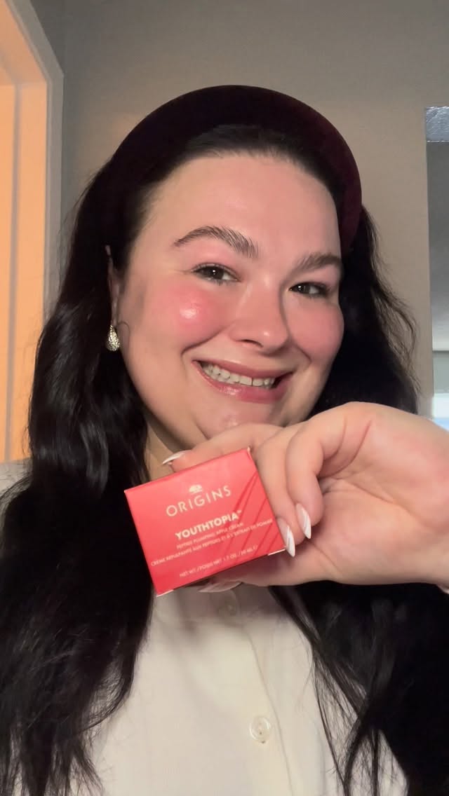 Instagram post by @teagzen for FabFitFun. Caption reads: This Winter, the @origins Youthtopia Peptide....