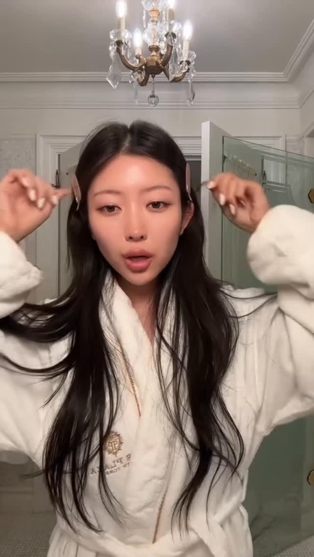 Instagram post by @skyelarchase for APRILSKIN. Caption reads: Fun lil night routine

@aprilskin_global....