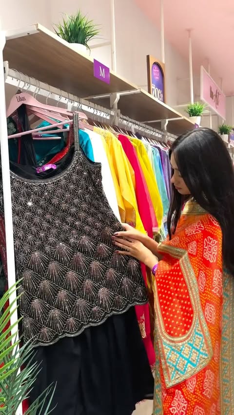 Instagram post by @pragya.vats for Libas. Caption reads: libas sale is now live get upto 70% off 💜 [...].