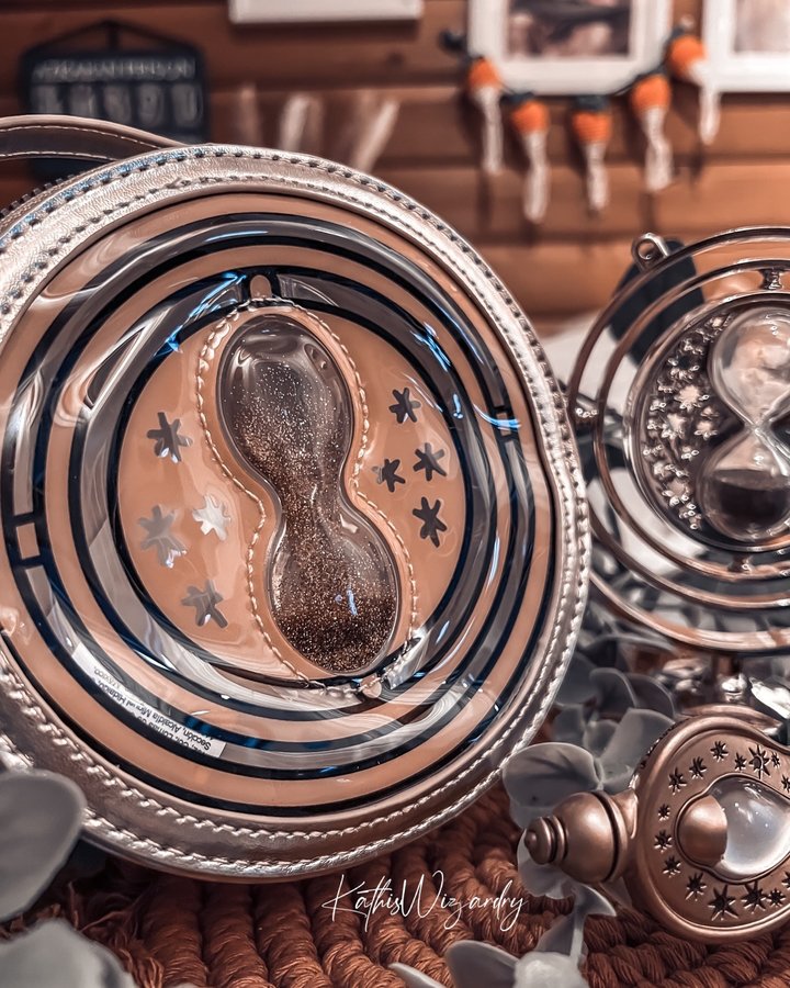 Instagram post by @kathis.wizardry for Harry Potter. Caption reads: ZEITUMKEHRER ⏳

Würdest Du den Zeitumkehrer....