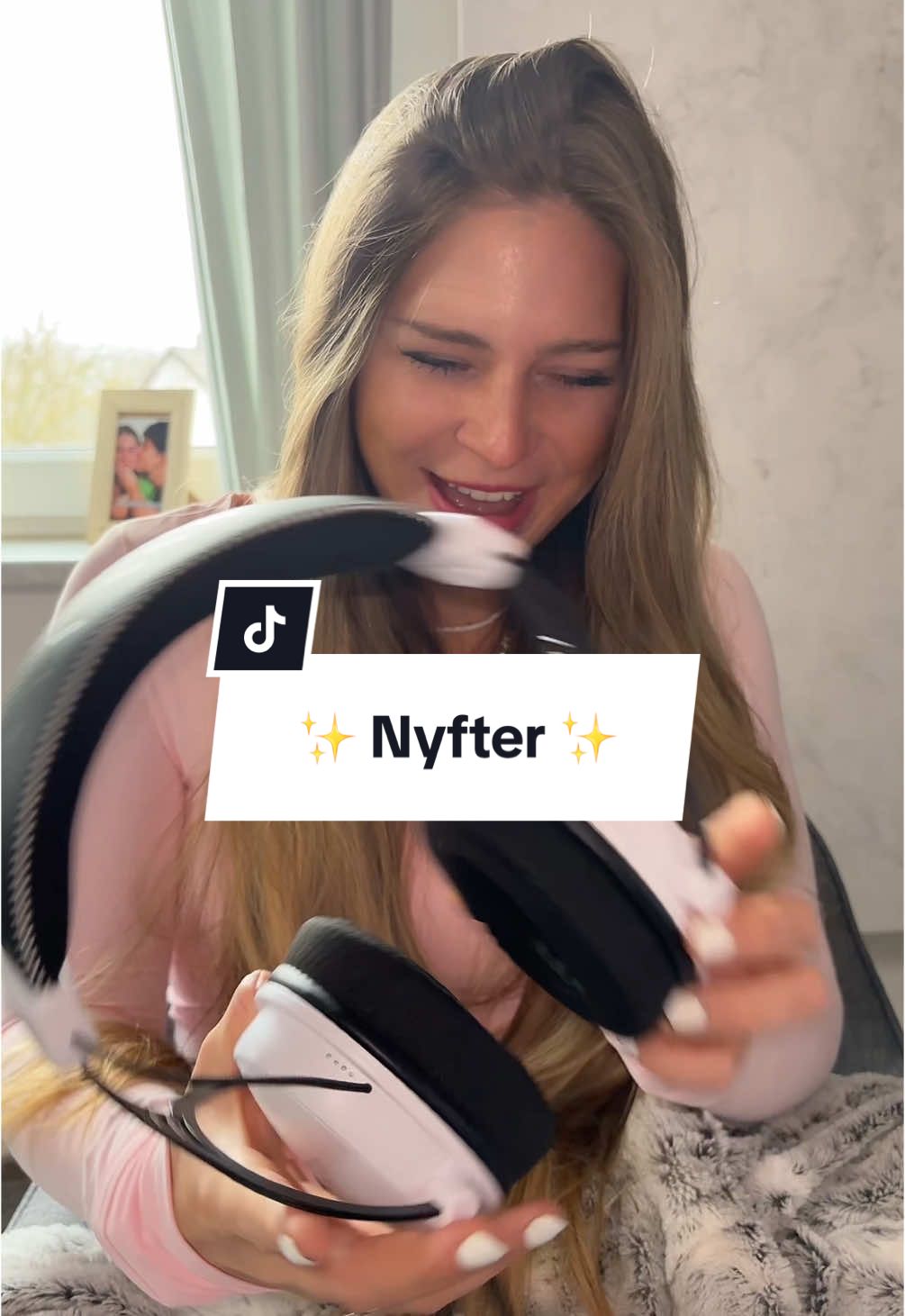 TikTok post by @izzypisi for nyfter. Caption reads: Anzeige| Danke an @nyfter ♥️ #foryou #fyp....